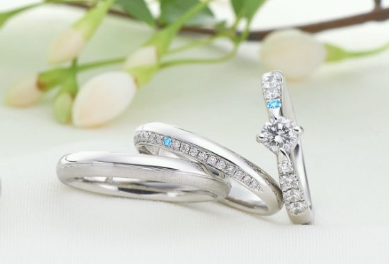 一点一点、職人による手作りの婚約指輪と結婚指輪